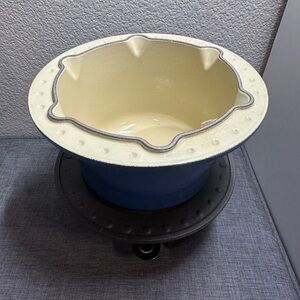 Le Creuset Table Top Fondue Cast Iron